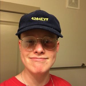 Meet your Posher, James